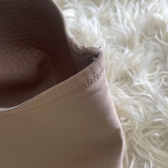 Vanity fair tan Lacey underwire adjustable straps bra sz 40 DDD lightly padded - Picture 13 of 17